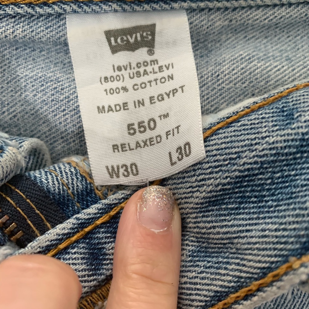 Levi’s Relaxed Fit Jean skirt-fits size 27